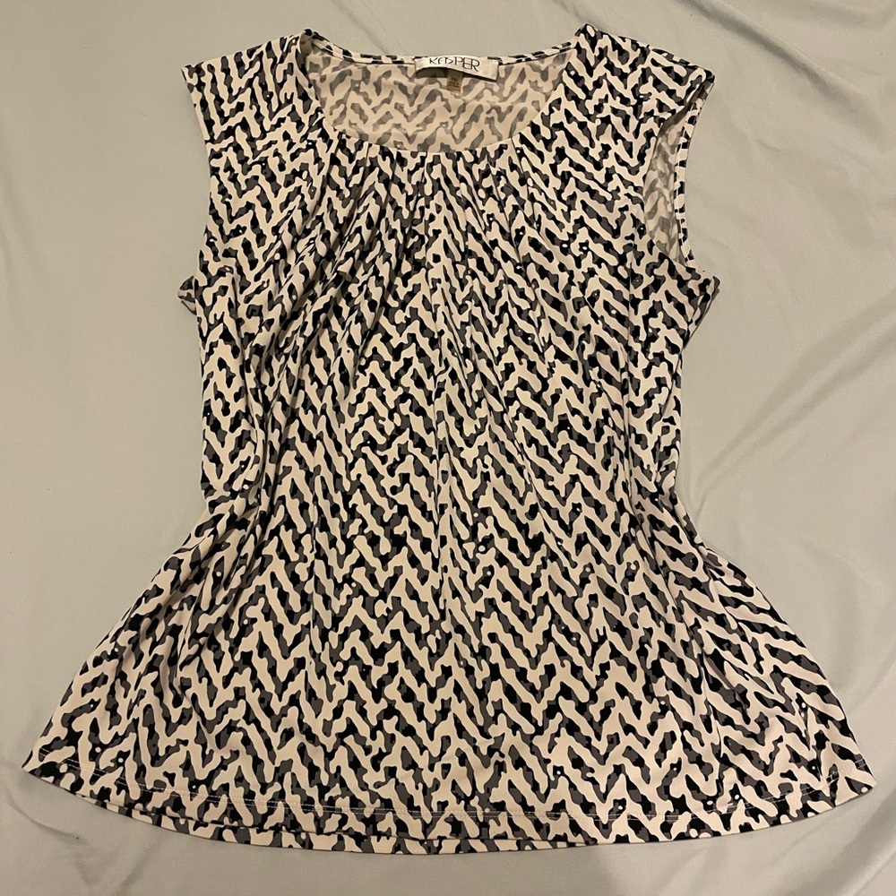 Kasper Black, Grey, and Cream Zigzag Women's Blouse